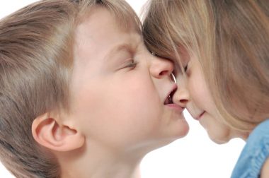 Don't worry! No nose was hurt during this session :)  It was a really unxpected but tender friendly nose bte. These kids are still best friends :)